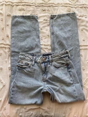 Aeropostale Low Rise Baggy Light Wash Jeans 000
